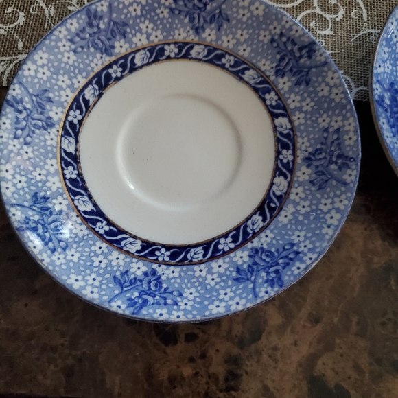 Grimwades tea cups and saucers - Picture 2 of 10